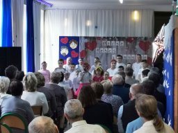 "Babci i Dziadka - przyznać to trzeba. Każdemu dziecku w życiu potrzeba!"