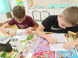 "Noc Bibliotek" Filii Bibliotecznej i biblioteki szkolnej w Chludniach - "Do dzieła!"   