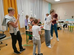 "Noc Bibliotek" Filii Bibliotecznej i biblioteki szkolnej w Chludniach - "Do dzieła!"   