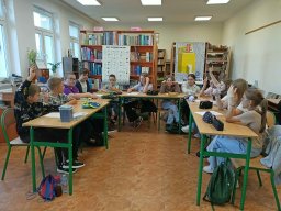 „Noc Bibliotek” Filii Bibliotecznej i biblioteki szkolnej w Chludniach – „Biblioteka (się) sprawdza"