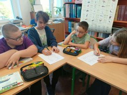 „Noc Bibliotek” Filii Bibliotecznej i biblioteki szkolnej w Chludniach – „Biblioteka (się) sprawdza"