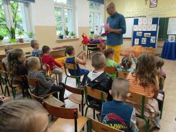 Pan Poeta w Szkole Podstawowej w Chludniach 