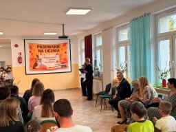 Uroczyste ślubowanie pierwszoklasistów