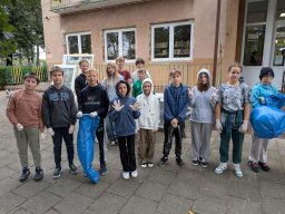 Udział w akcji "Sprzątanie Świata 2025"